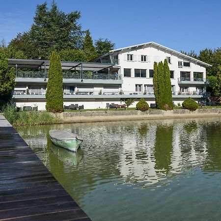 Novalaise Plage Hotel Exterior photo